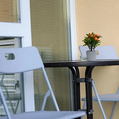 Duplex With Mountain View, Near Mall, Free Wifi