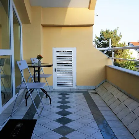 Duplex With Mountain View, Near Mall, Free Wifi * Skopje
